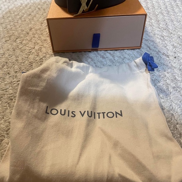 LV Belt - Picture 2 of 5